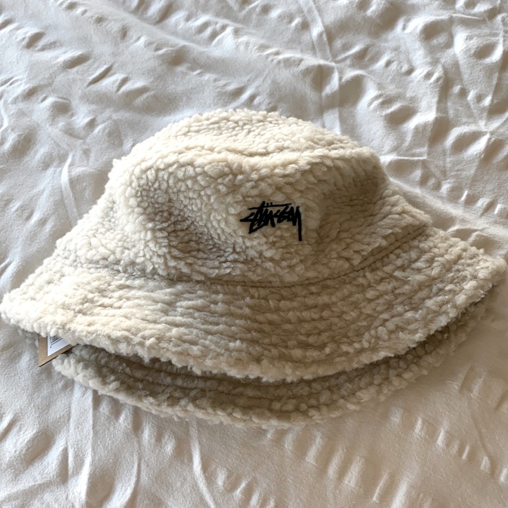 Stussy Sherpa Bucket Hat❤️
